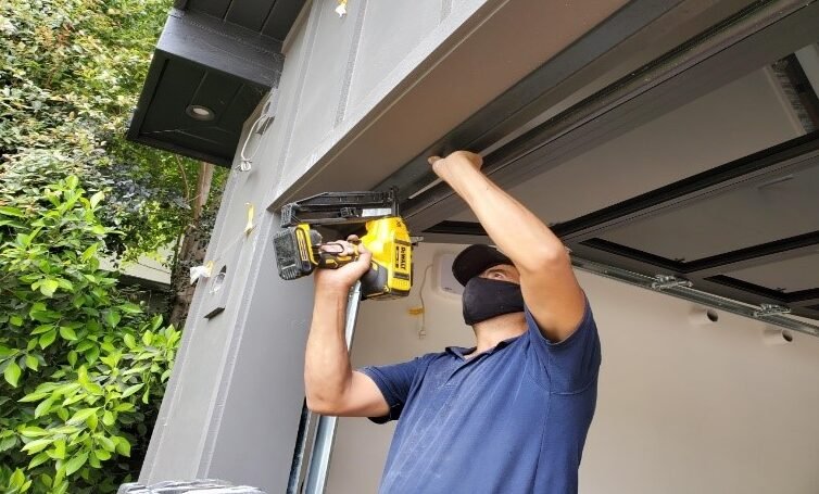 Don’t Leave Your Home Vulnerable: Emergency Garage Door Repair for Security